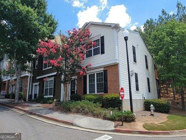 Townhouse for sale in Canton, Georgia