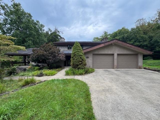 House for sale in Warren, Warren County