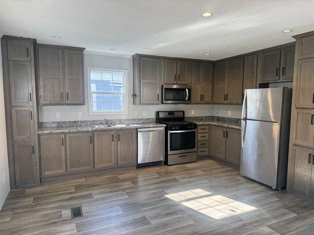 House for sale in Auburn Hills, Oakland County