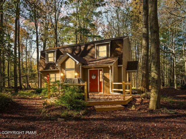 House for sale in Blakeslee, Pennsylvania