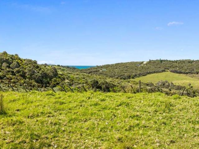 Property for sale in Fairburn, Northland