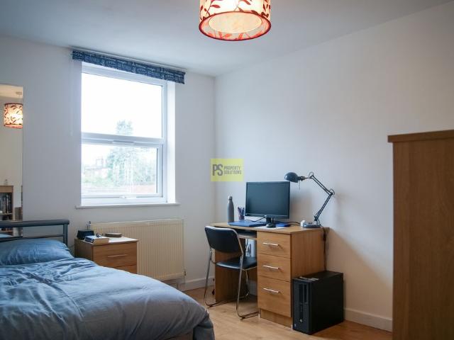 Room for rent in Bournbrook, West Midlands