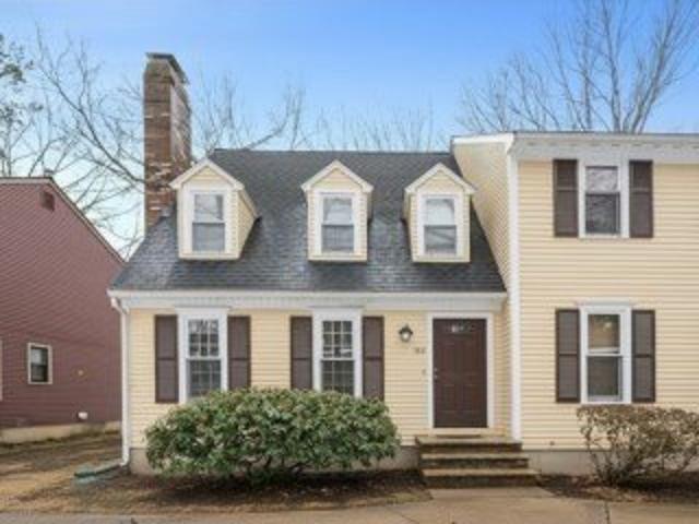 Condo for sale in Chelmsford, Massachusetts