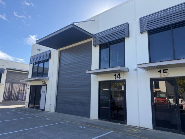 Warehouse for rent in Toombul, Queensland