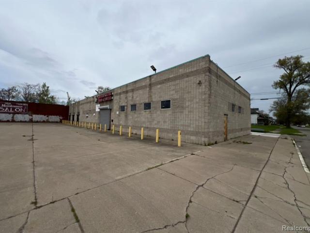 Commercial for sale in Highland Park Commercial for sale in Highland Park