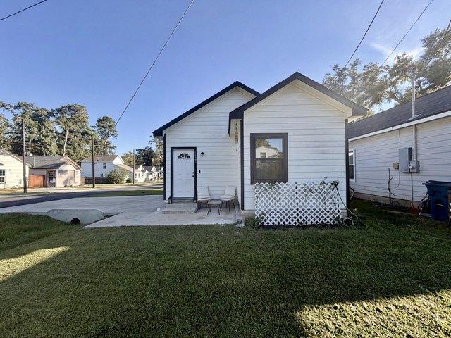 House for sale in Montgomery, Montgomery County