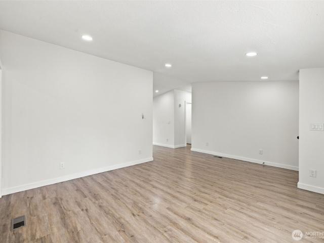 House for sale in Spanaway, Pierce County