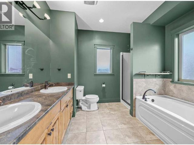 House for sale in Salmon Arm, British Columbia