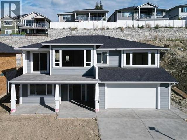 House for sale in Salmon Arm, British Columbia