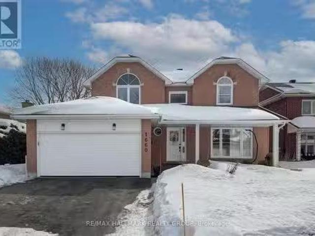 House for sale in Chapel Hill North, Ottawa
