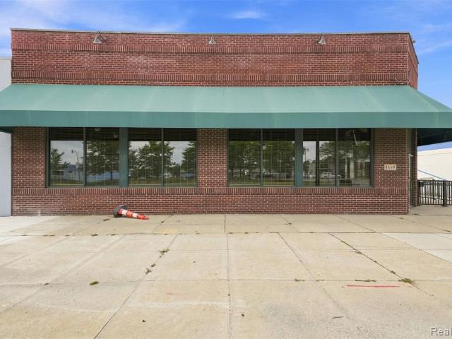 Commercial for sale in Lincoln Park, Michigan