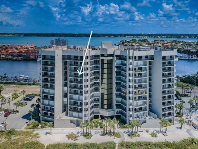 Condo for sale in Clearwater, Florida