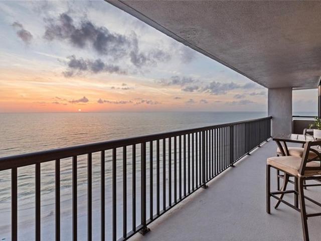 Condo for sale in Clearwater, Florida