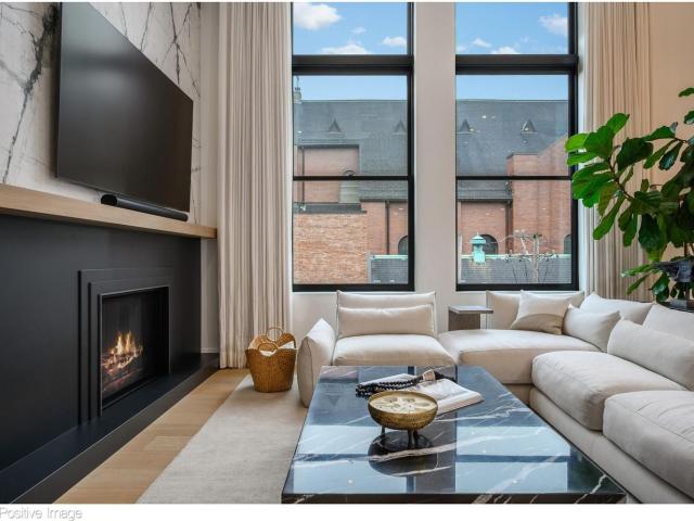 Condo for sale in Chicago Park, Illinois