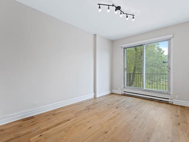 Apartment for rent in Ville-Marie, Montréal