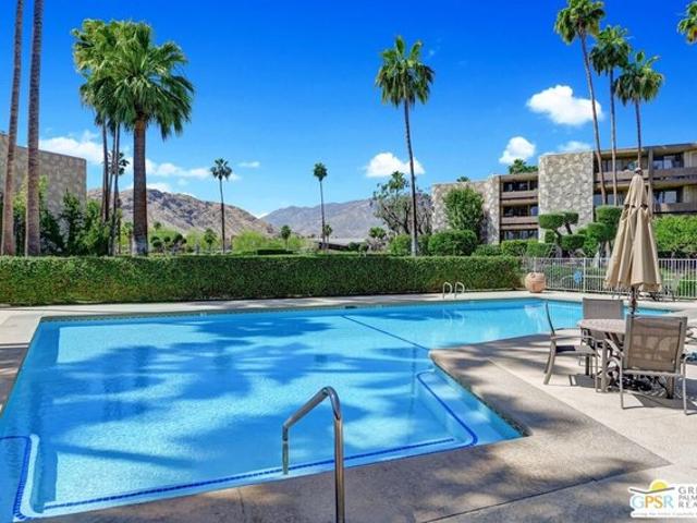Condo for sale in Palm Springs, California