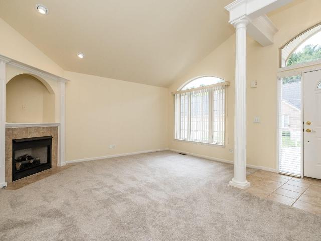 Condo for sale in Macomb