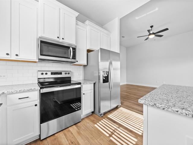 House for sale in Manor