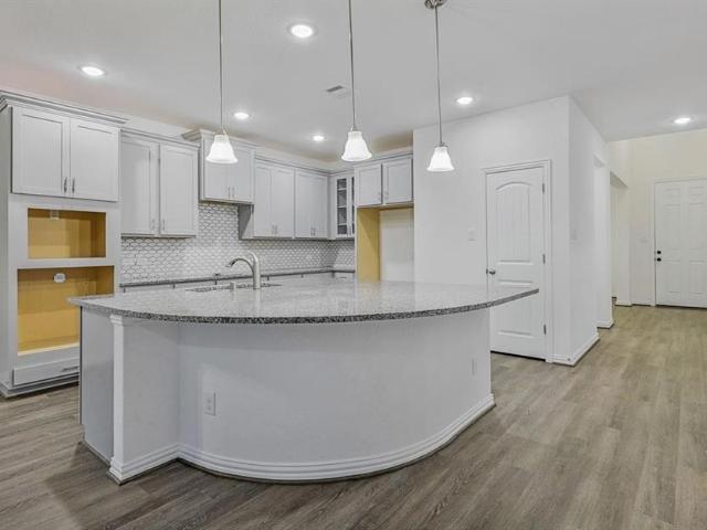 House for sale in Friendswood