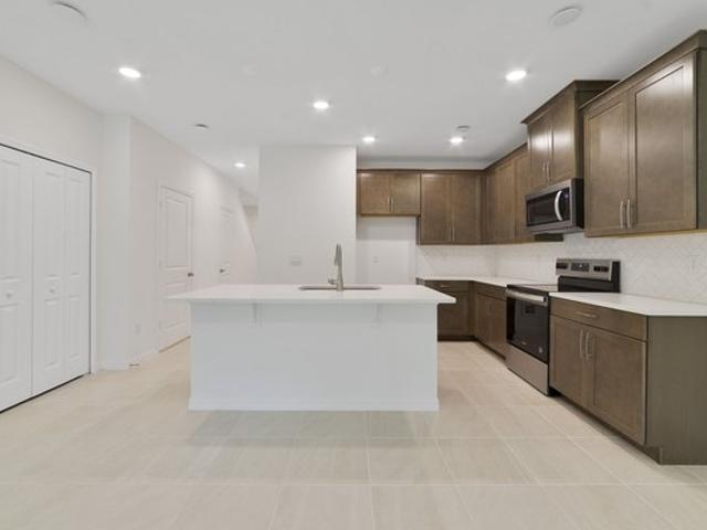 Townhouse for sale in Oviedo, Florida