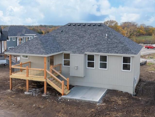 House for sale in Tomahawk Valley, Basehor