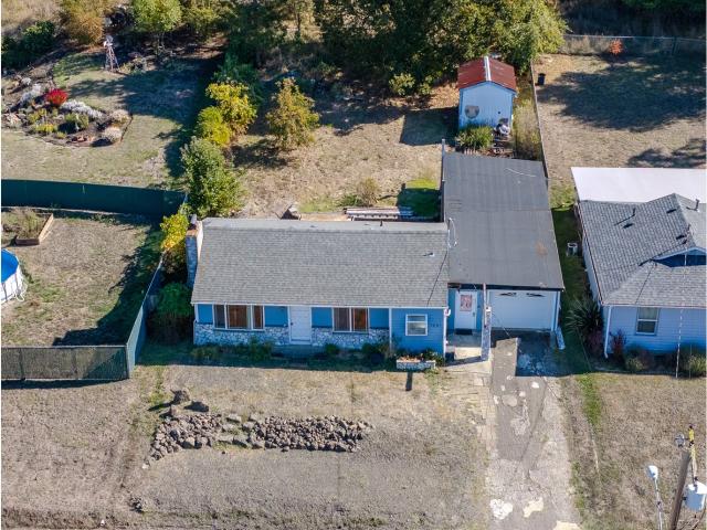 House for sale in Roseburg, Douglas County