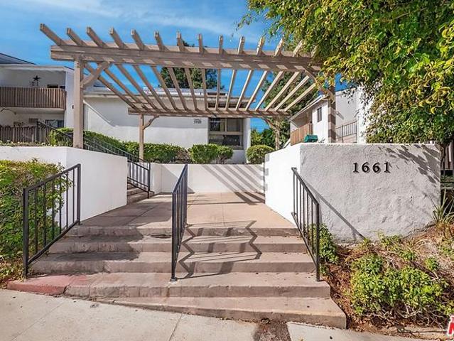 Condo for sale in Montebello, California