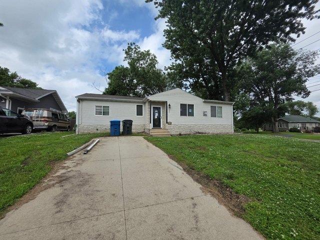 House for sale in Waterloo, Iowa