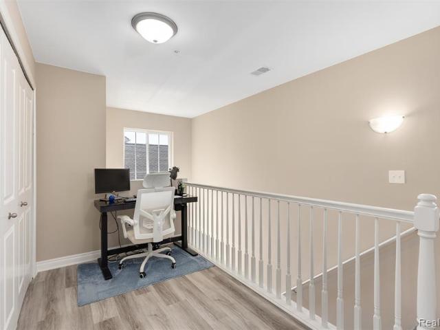 Condo for sale in Clinton Township, Michigan
