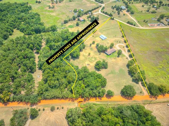 House for sale in Cashion, Oklahoma