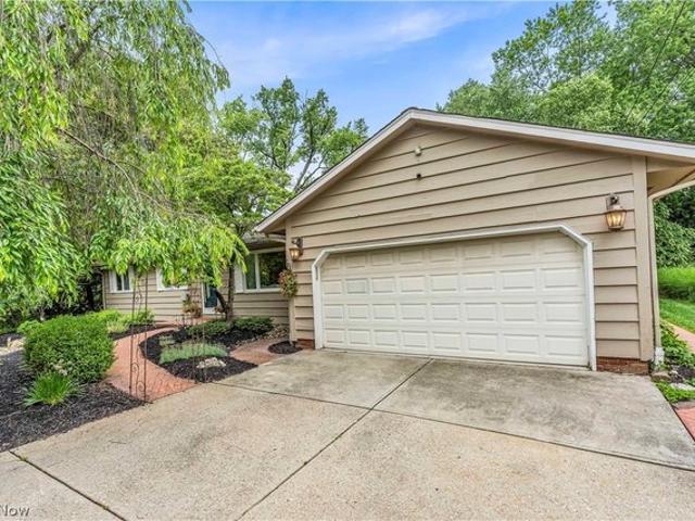 House for sale in Hinckley, Ohio