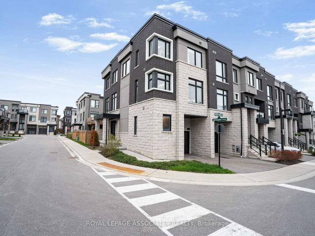 Townhouse for sale in Woburn, Ontario