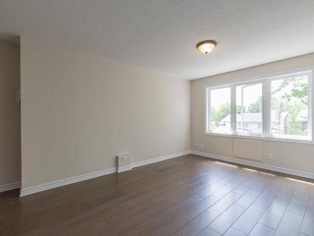 Apartment for rent in Mulhurst Bay, Ontario