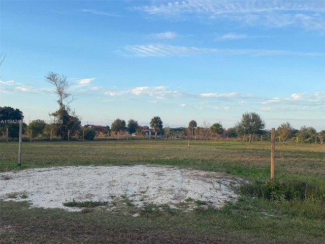 Land for sale in Okeechobee, Florida
