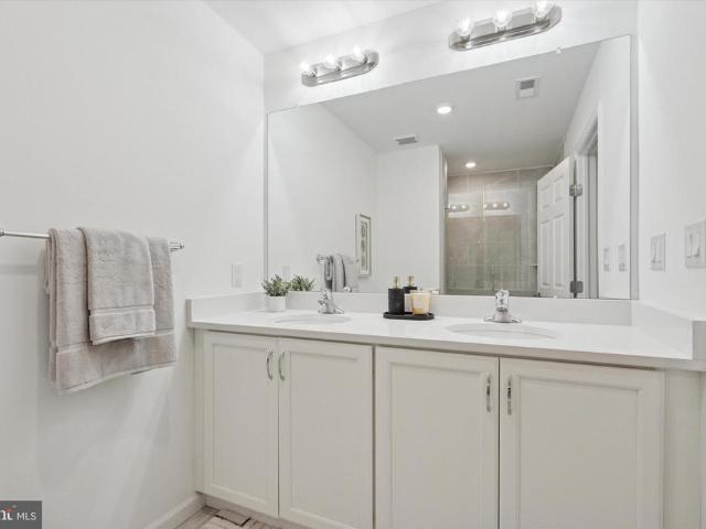 Condo for sale in Bucks, Pennsylvania