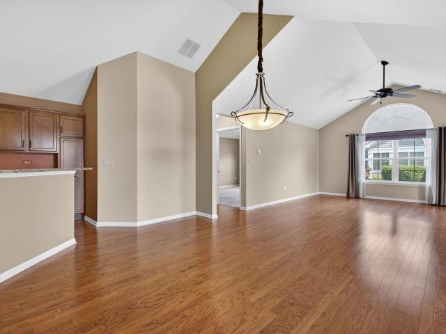 Townhouse for sale in Plainfield, Illinois