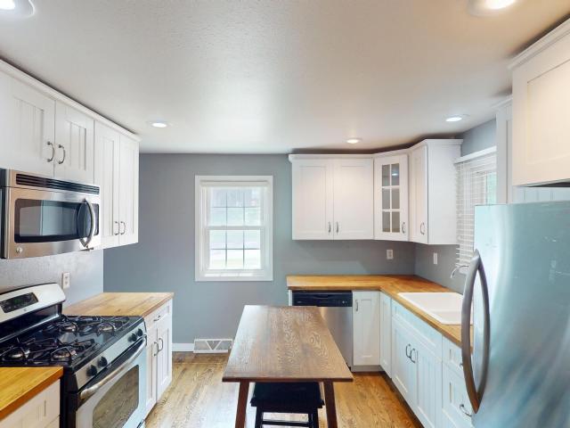 House for sale in Galesville
