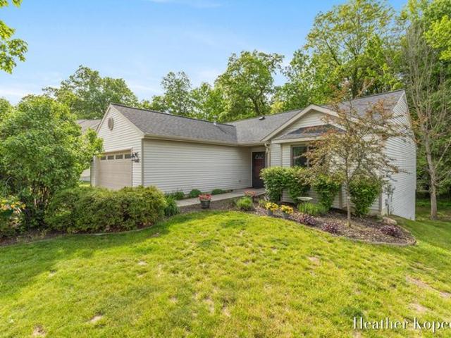 House for sale in Lowell, Michigan