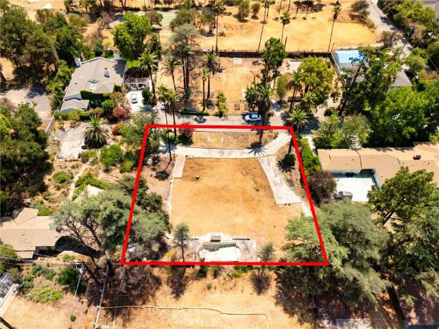 Land for sale in Altadena, California