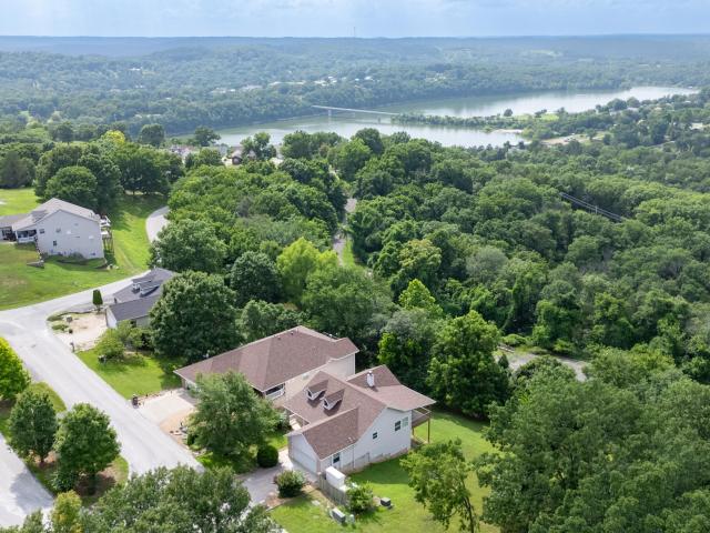 House for sale in Stone, Missouri