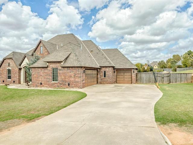 House for sale in Country Club Estates, Newcastle