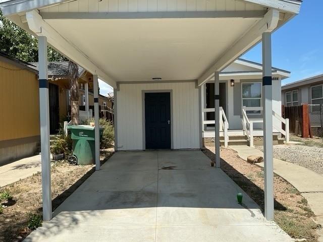 House for sale in Huron, California