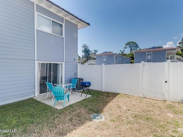 Condo for sale in Biloxi, Mississippi