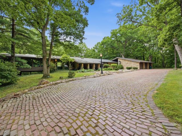 House for sale in Crete, Illinois