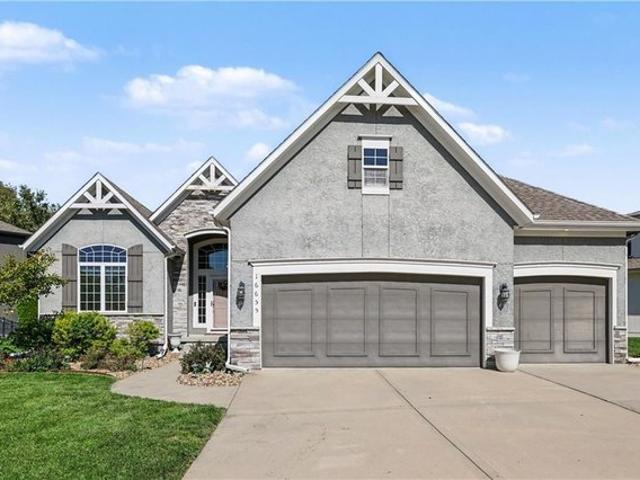 House for sale in Olathe, Johnson County
