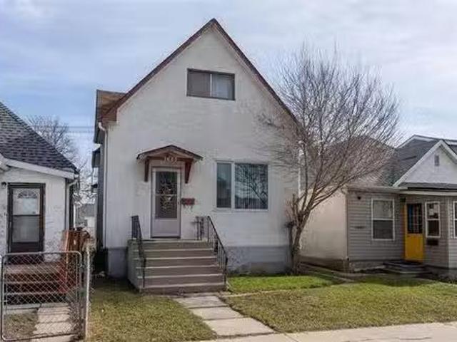 House for sale in East St. Paul, Manitoba