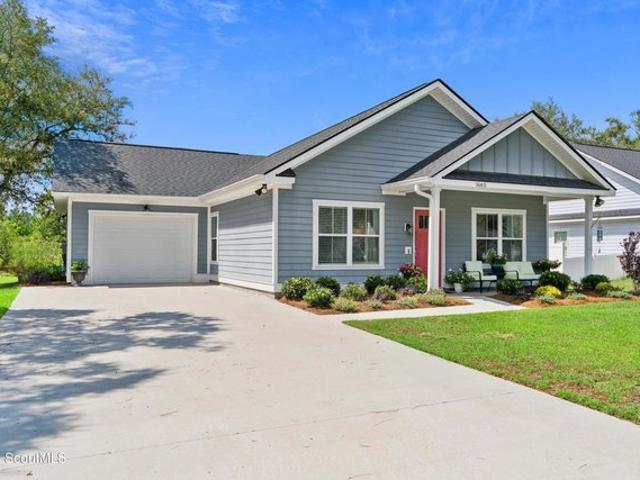 House for sale in Darien, Georgia