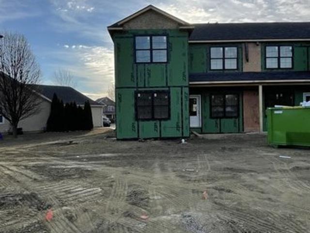 Townhouse for sale in Mclean, Illinois