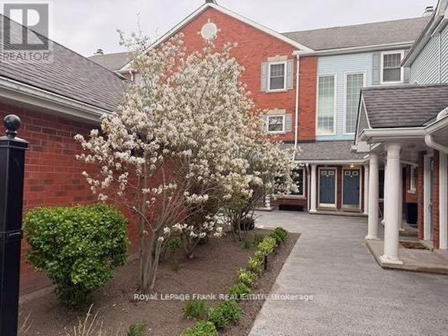 Townhouse for sale in Durham, Ontario