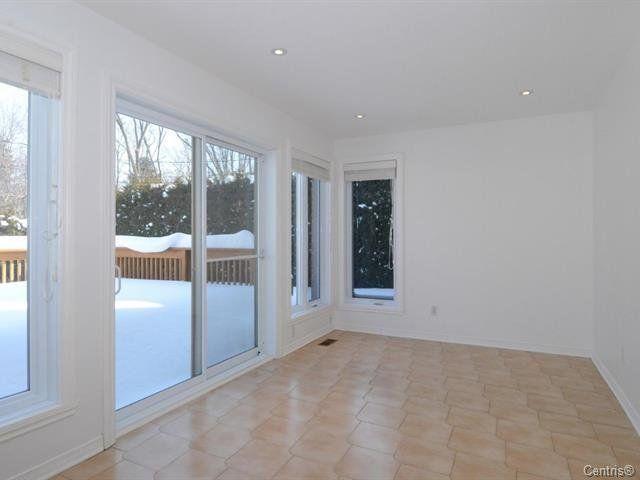 House for rent in Laval